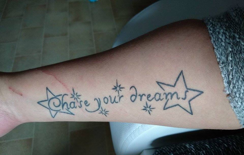 photo tatouage chase your dreams